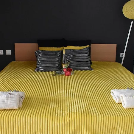 Apartman 13 *
